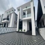 EXQUISITELY FINISHED LUXURY 5 BEDROOM FULLY DETACHED DUPLEX WITH SWIMMING POOL AND BQ - Image 3